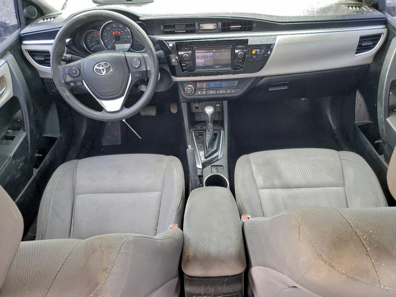 2015 Toyota Corolla L VIN: 5YFBURHE1FP194506 Lot: 93561195