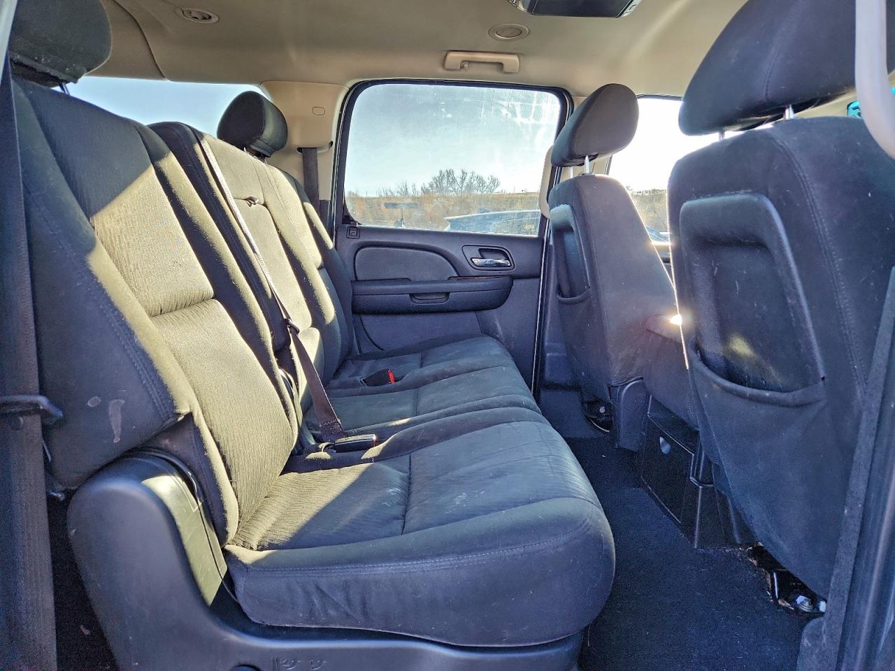 2010 GMC Yukon Xl K1500 Sle VIN: 1GKUKHE31AR284821 Lot: 93332405