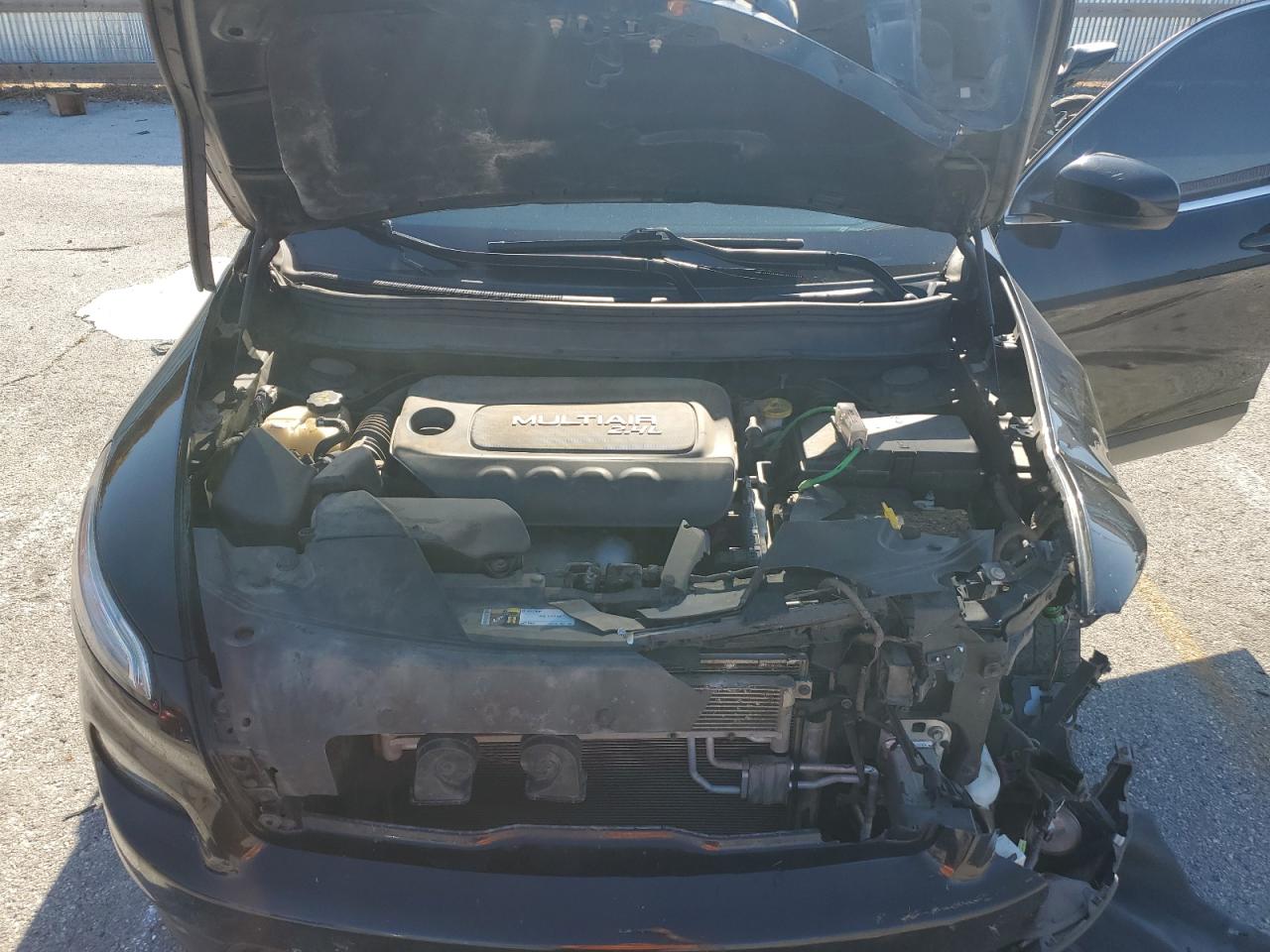 2018 Jeep Cherokee Latitude Plus VIN: 1C4PJLLB9JD622701 Lot: 91624075