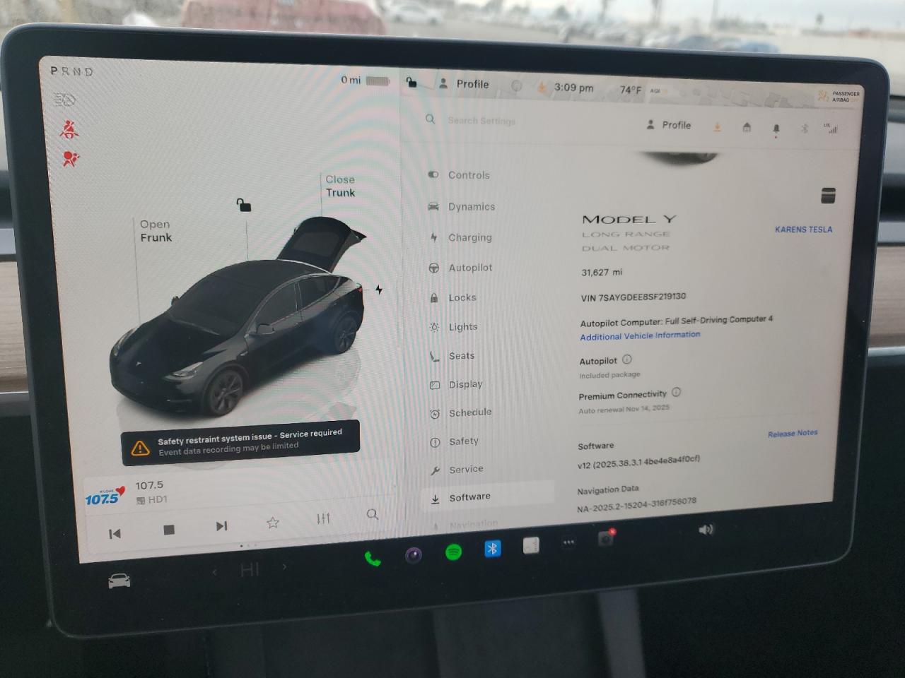 2025 Tesla Model Y VIN: 7SAYGDEE8SF219130 Lot: 92901365