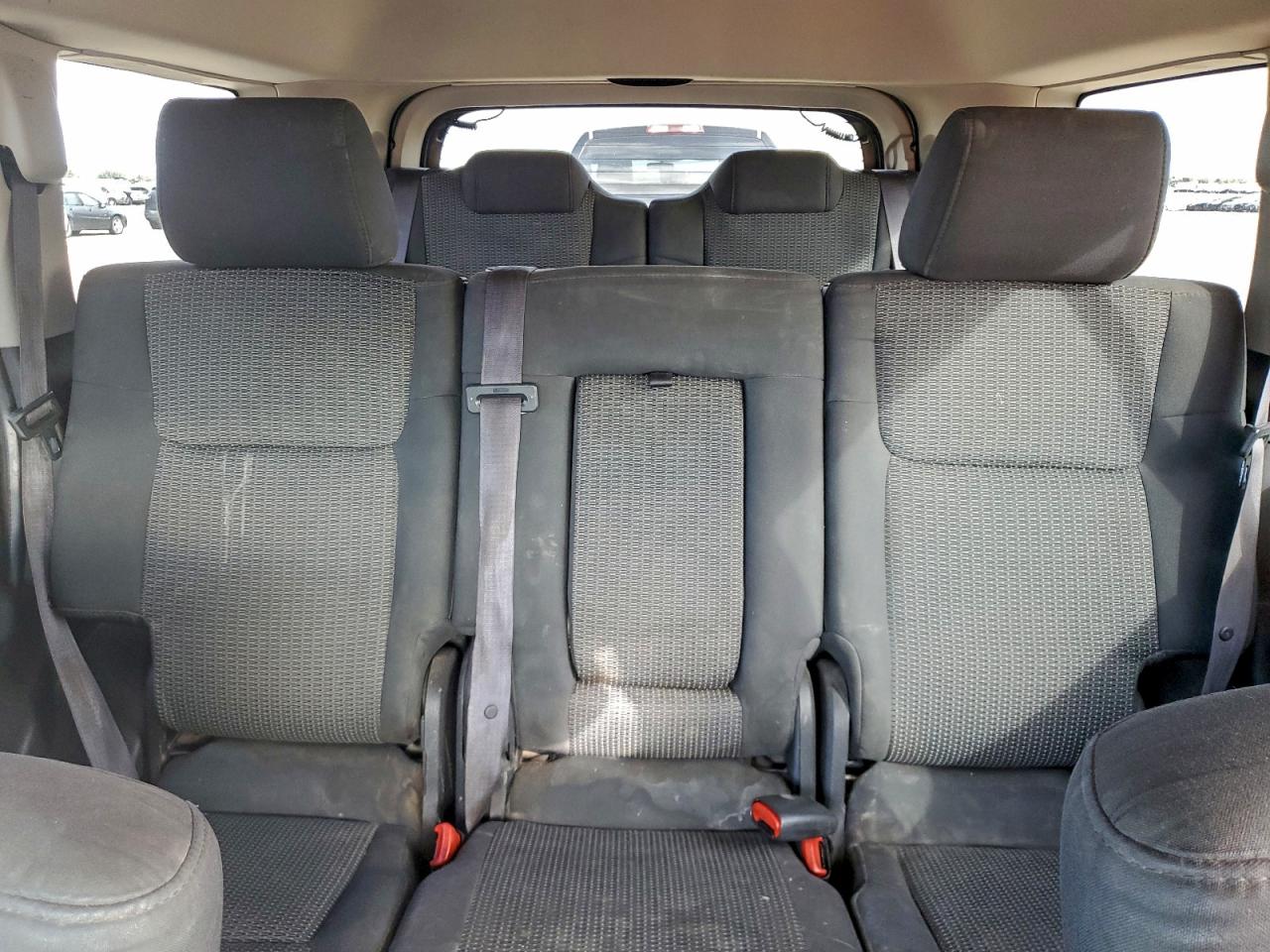 2008 Jeep Commander Sport VIN: 1J8HH48K48C240115 Lot: 94180245