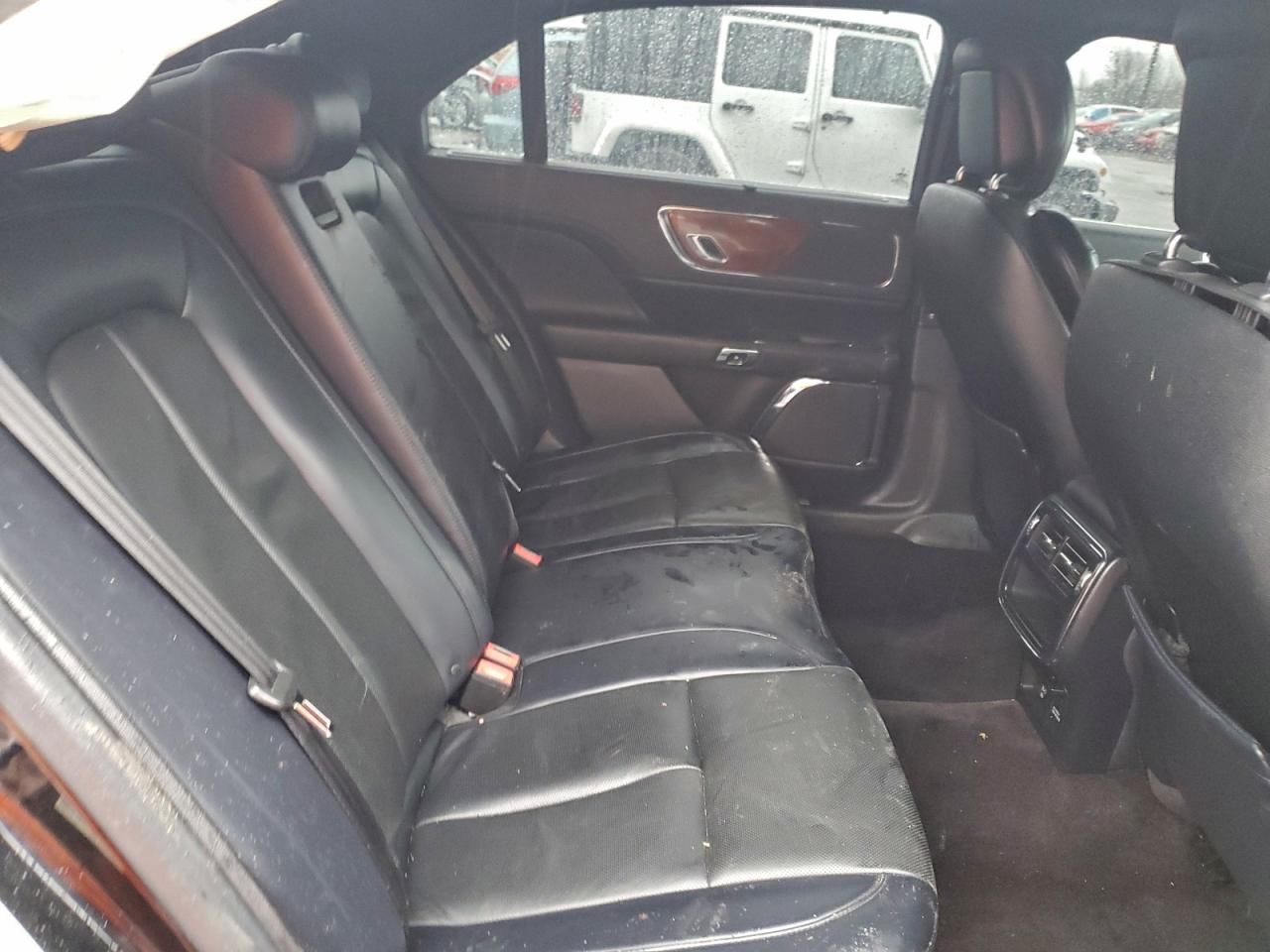 2017 Lincoln Continental VIN: 1LN6L9HK3H5614823 Lot: 94144315