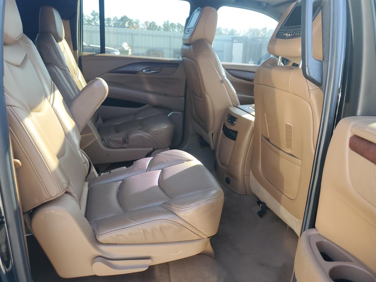 2017 Cadillac Escalade Esv Platinum VIN: 1GYS4KKJ9HR375434 Lot: 91468675