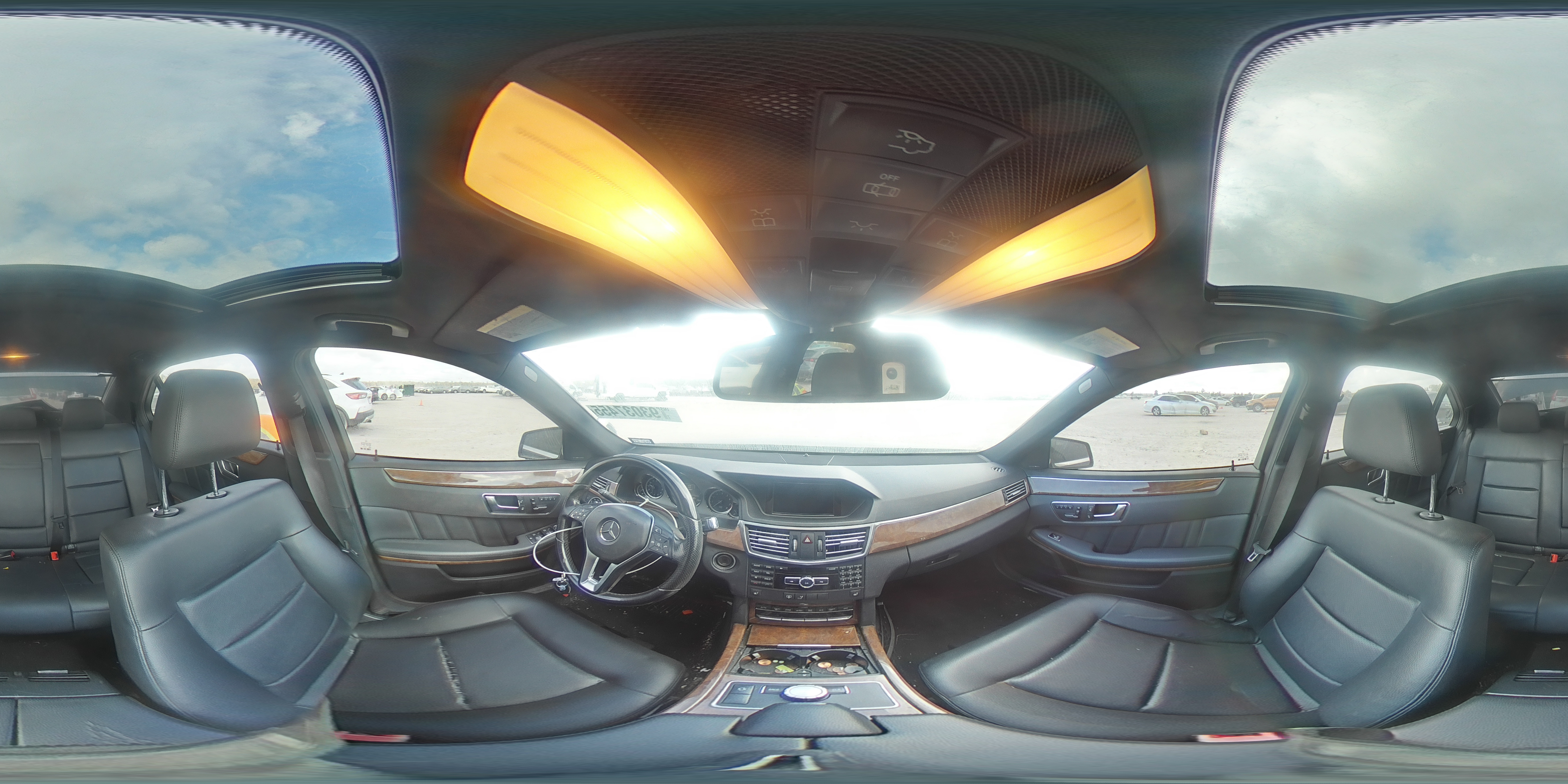 2013 Mercedes-Benz E 350 VIN: WDDHF5KBXDA766823 Lot: 93037455