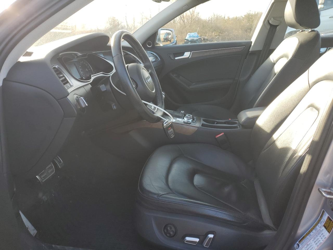 2016 Audi A4 Premium Plus S-Line VIN: WAUFFAFL7GA005620 Lot: 92685515