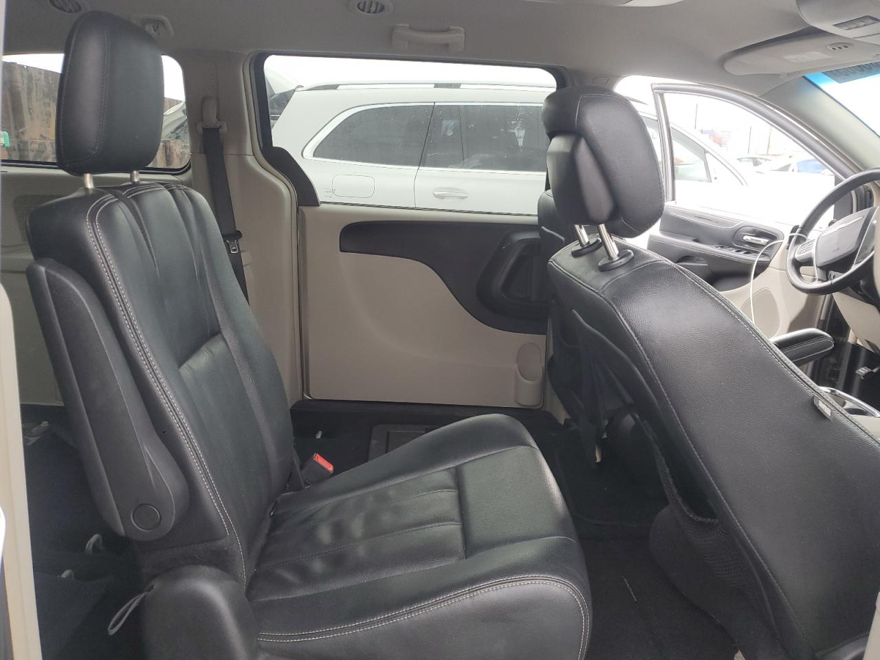 2016 Chrysler Town & Country Touring VIN: 2C4RC1BG4GR206436 Lot: 91300665