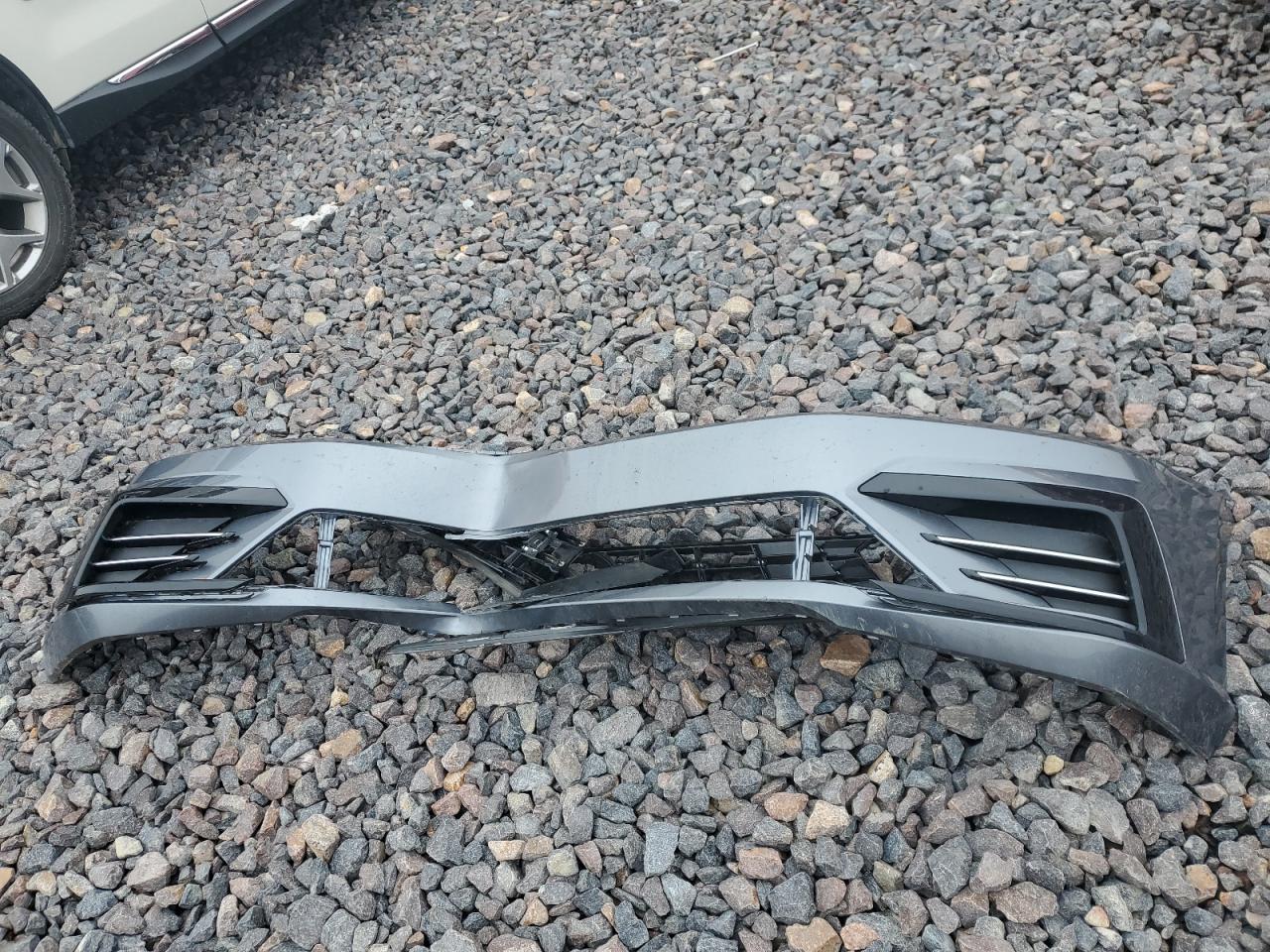 2018 Volkswagen Passat S VIN: 1VWAA7A33JC009517 Lot: 93477585