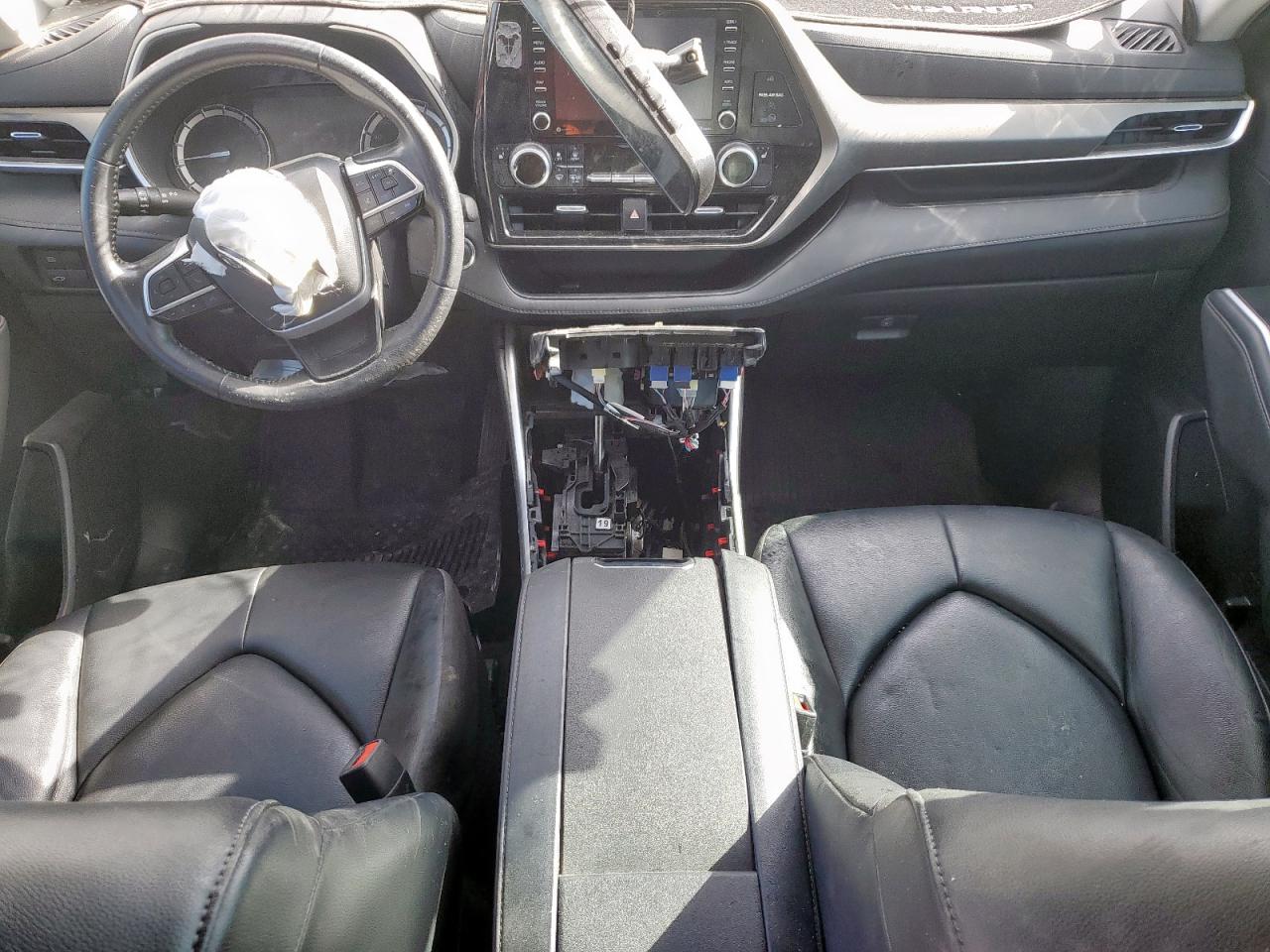 2022 Toyota Highlander Xle VIN: 5TDGZRAH5NS095284 Lot: 92506115