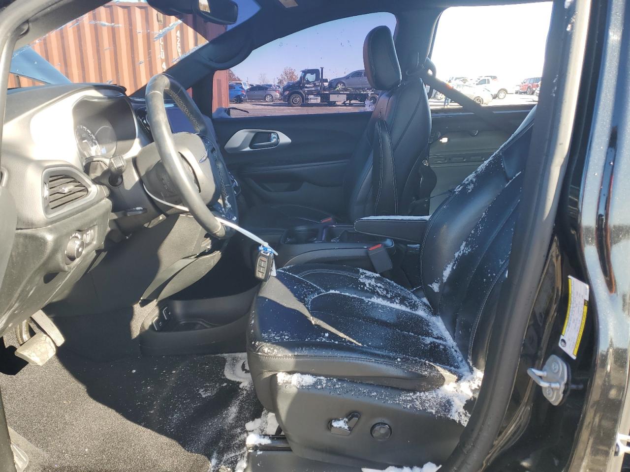 2018 Chrysler Pacifica Touring L VIN: 2C4RC1BG0JR197824 Lot: 90861085