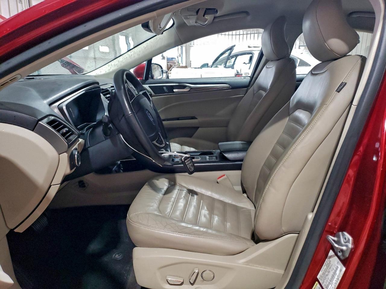 2017 Ford Fusion Se VIN: 3FA6P0HD9HR211602 Lot: 93942175