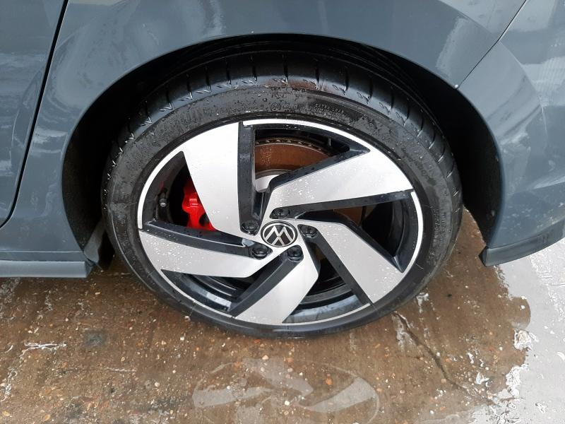 2024 VOLKSWAGEN GOLF