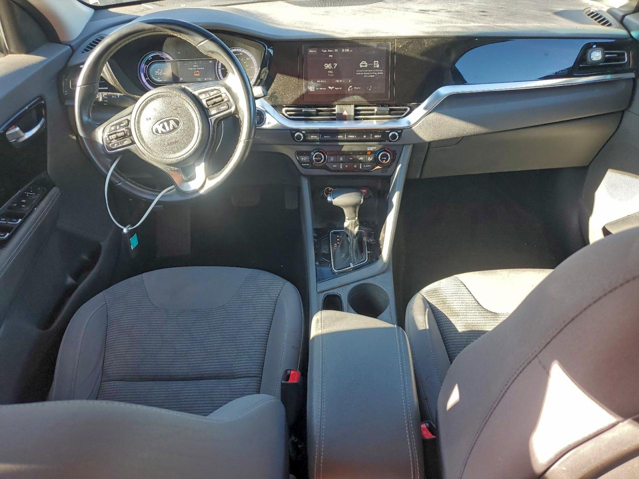 2021 Kia Niro Lx VIN: KNDCB3LC1M5469928 Lot: 94417715