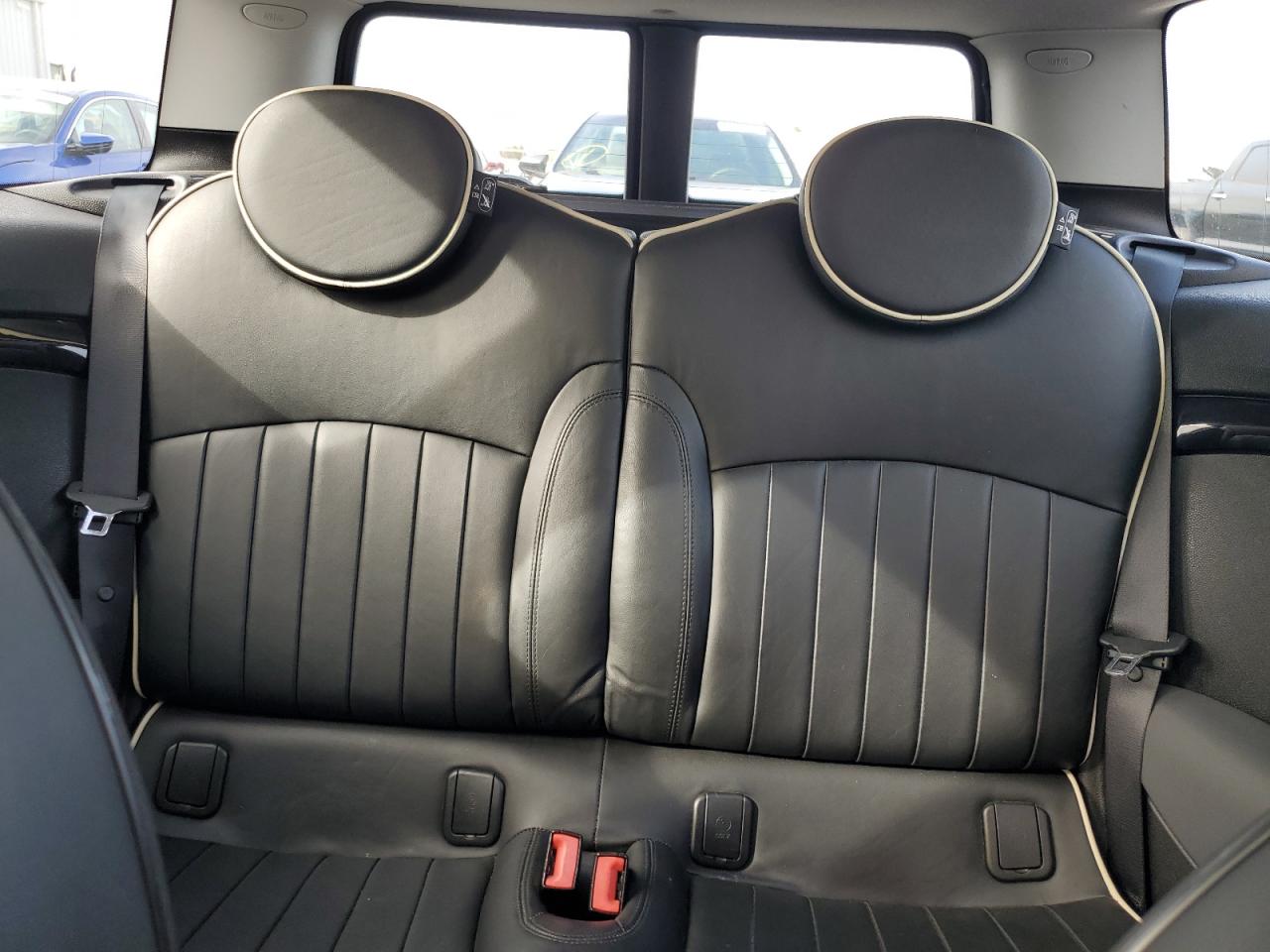 2009 Mini Cooper Clubman VIN: WMWML335X9TX35255 Lot: 91352795