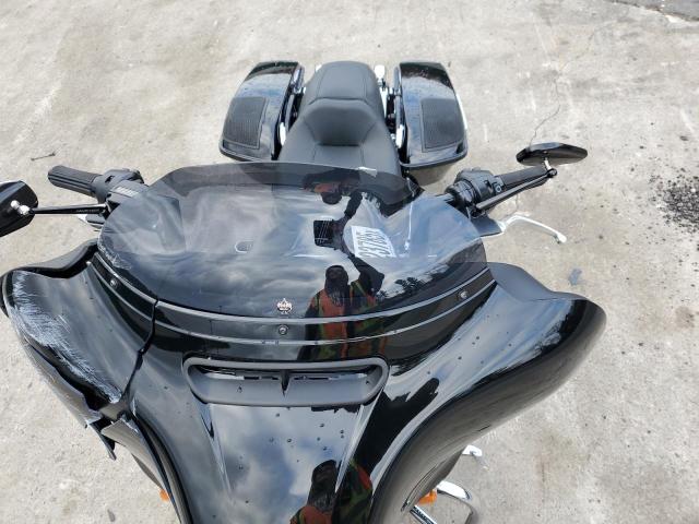 2022 HARLEY-DAVIDSON FLHX   