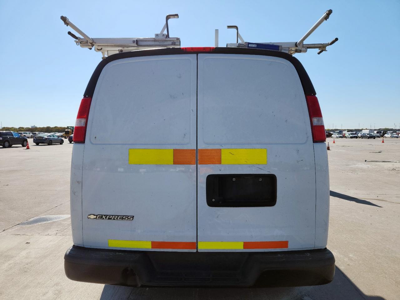 2019 Chevrolet Express G2500 VIN: 1GCWGAFP4K1242173 Lot: 91474505