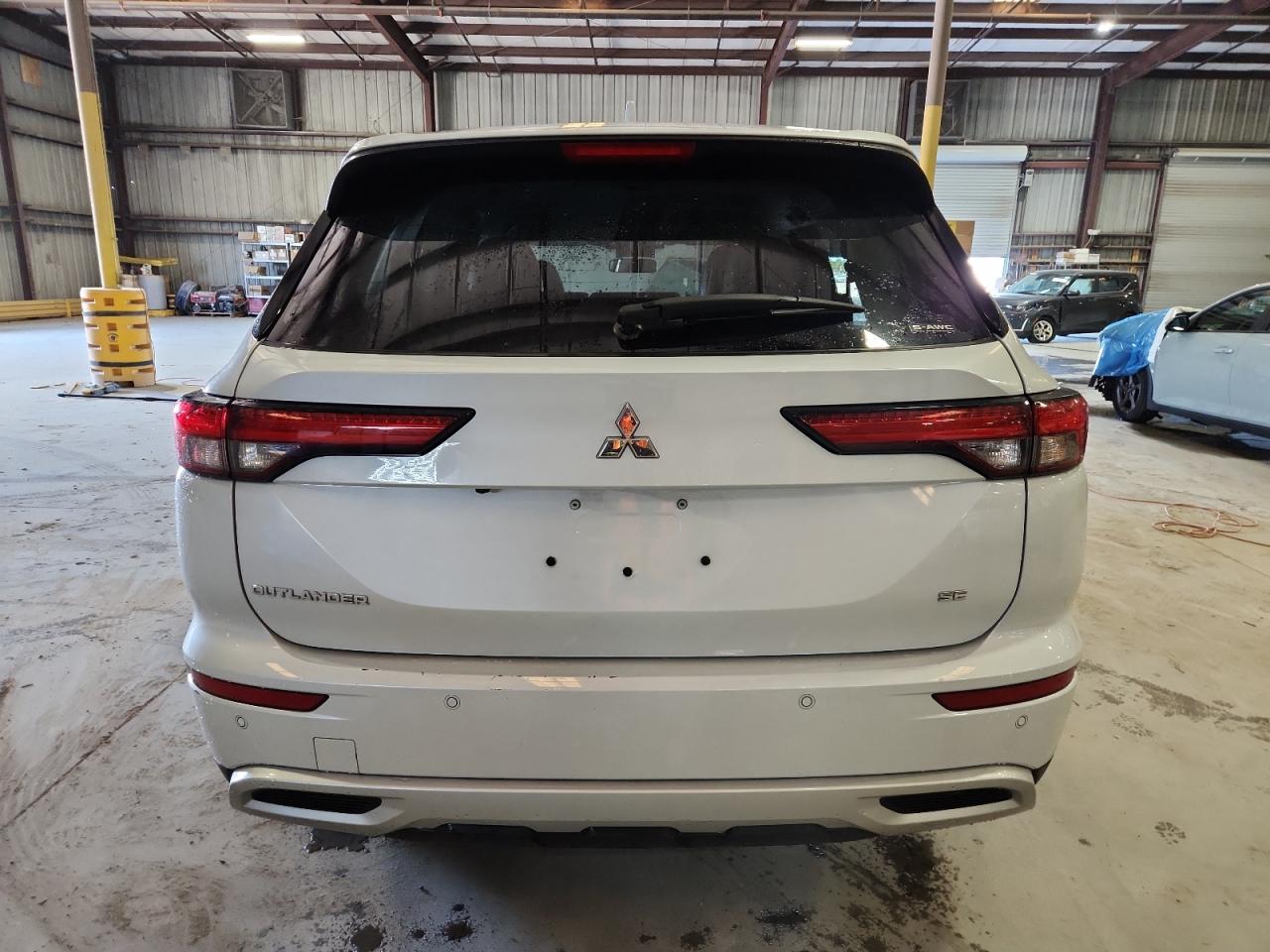 2024 Mitsubishi Outlander Se VIN: JA4J4VA82RZ073125 Lot: 93189685