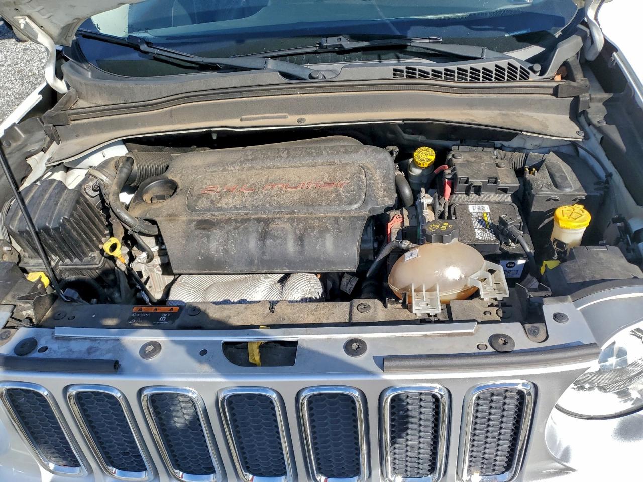 2016 Jeep Renegade Limited VIN: ZACCJADT6GPE01304 Lot: 93673825