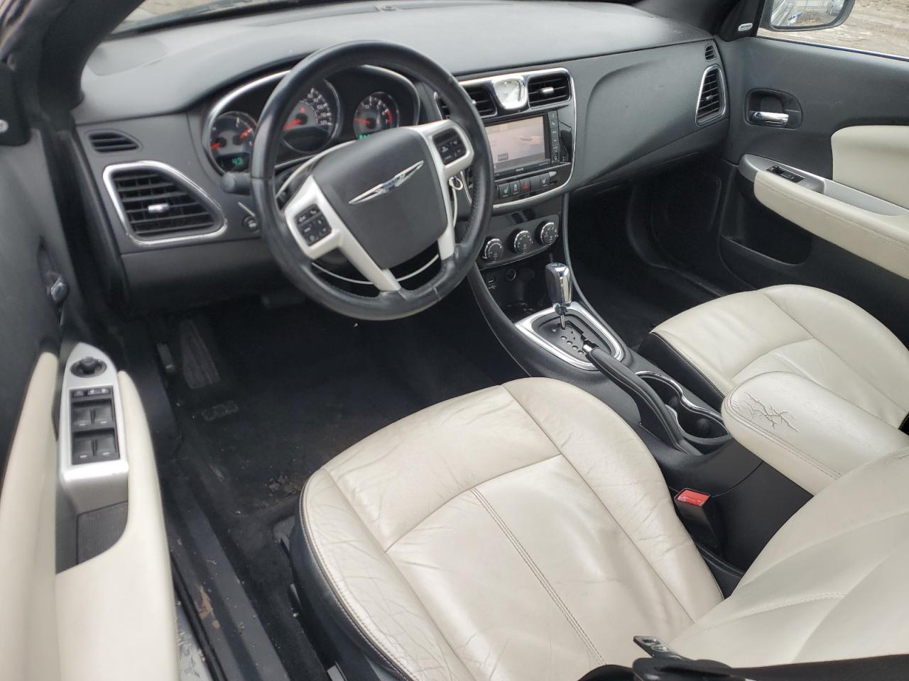 2013 Chrysler 200 Limited VIN: 1C3BCBFG0DN521121 Lot: 93615825