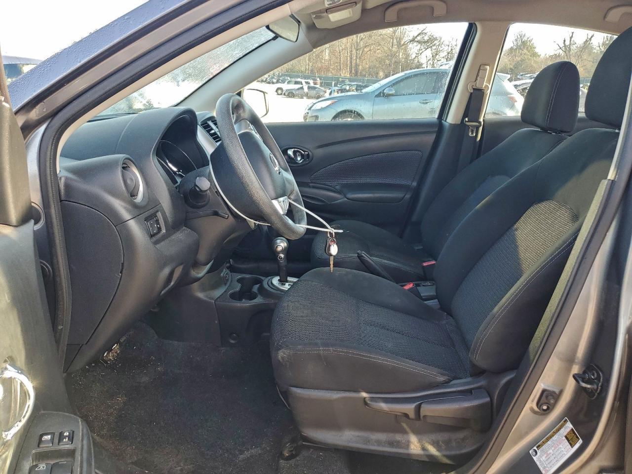 2019 Nissan Versa S VIN: 3N1CN7AP1KL812824 Lot: 93907125