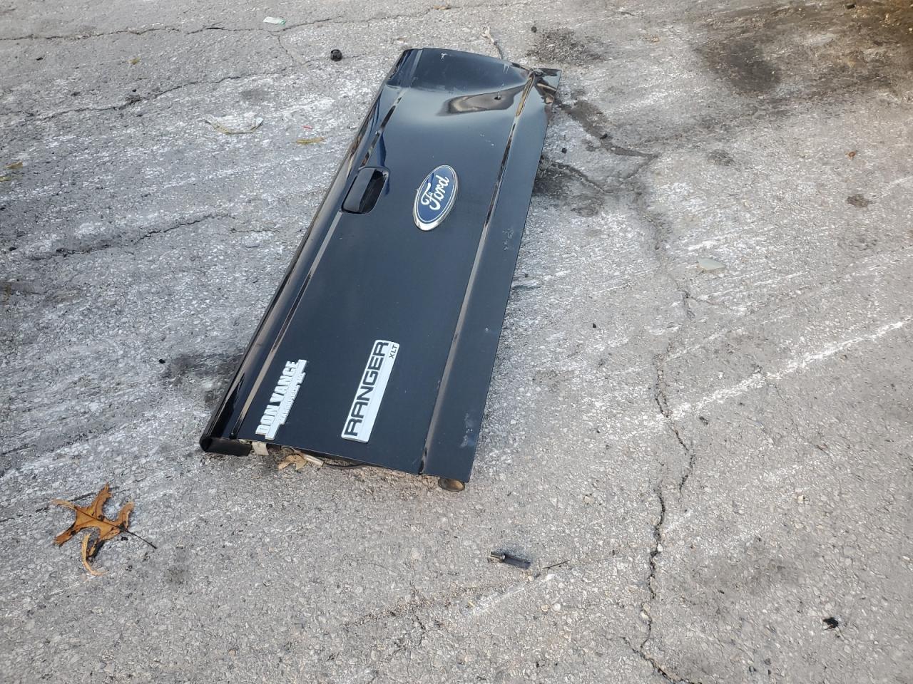 2011 Ford Ranger Super Cab VIN: 1FTLR4FE8BPA71860 Lot: 92816895