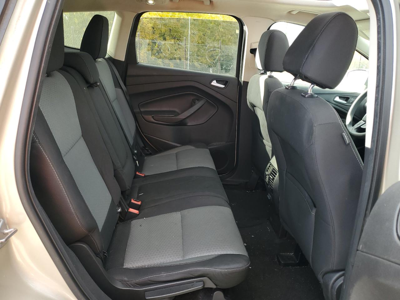 2017 Ford Escape Se VIN: 1FMCU0G90HUD37807 Lot: 91217425