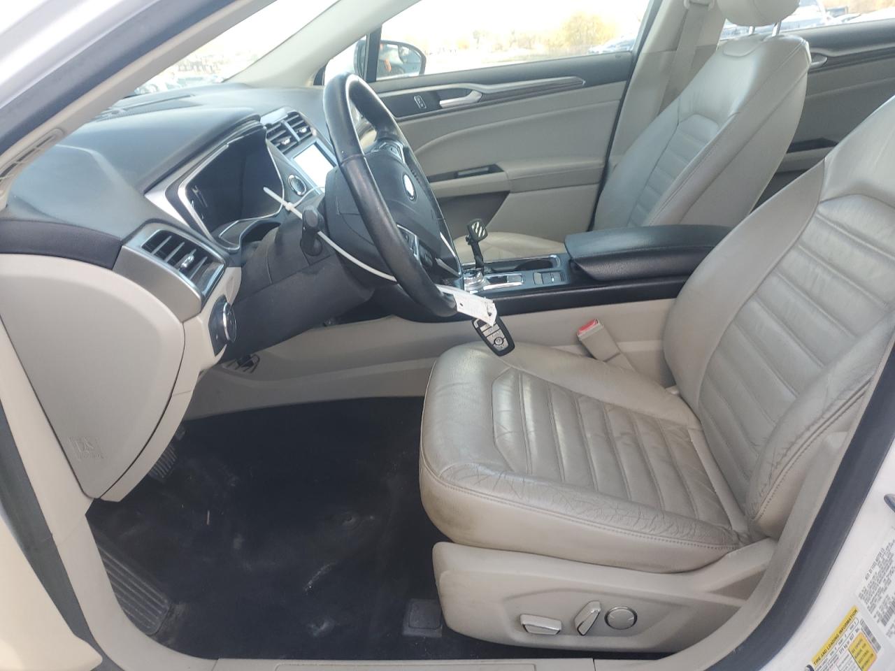 2017 Ford Fusion Se Phev VIN: 3FA6P0PU4HR160902 Lot: 87205435