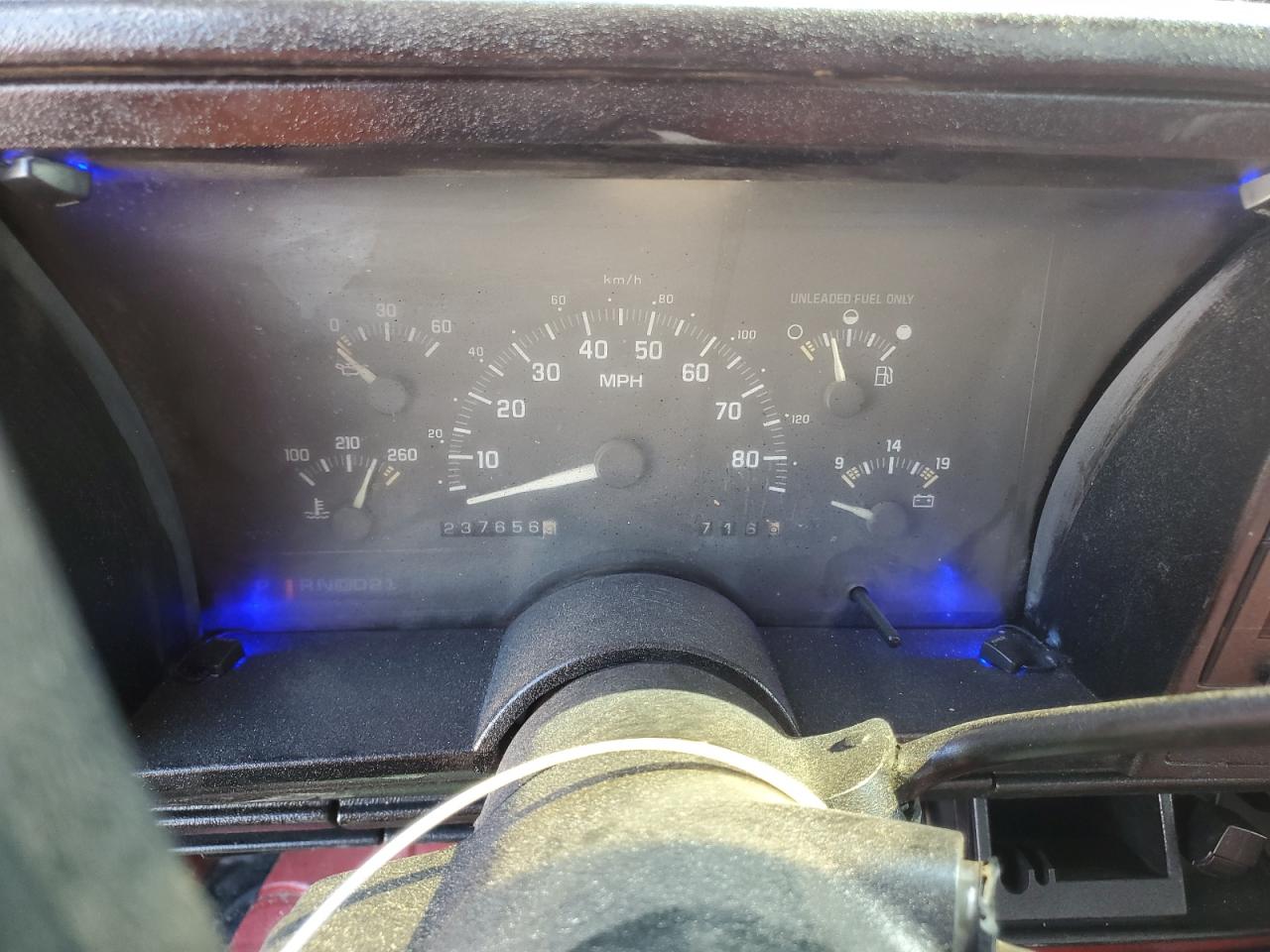 1993 GMC Sierra C1500 VIN: 1GTEC14Z9PE549558 Lot: 93817995