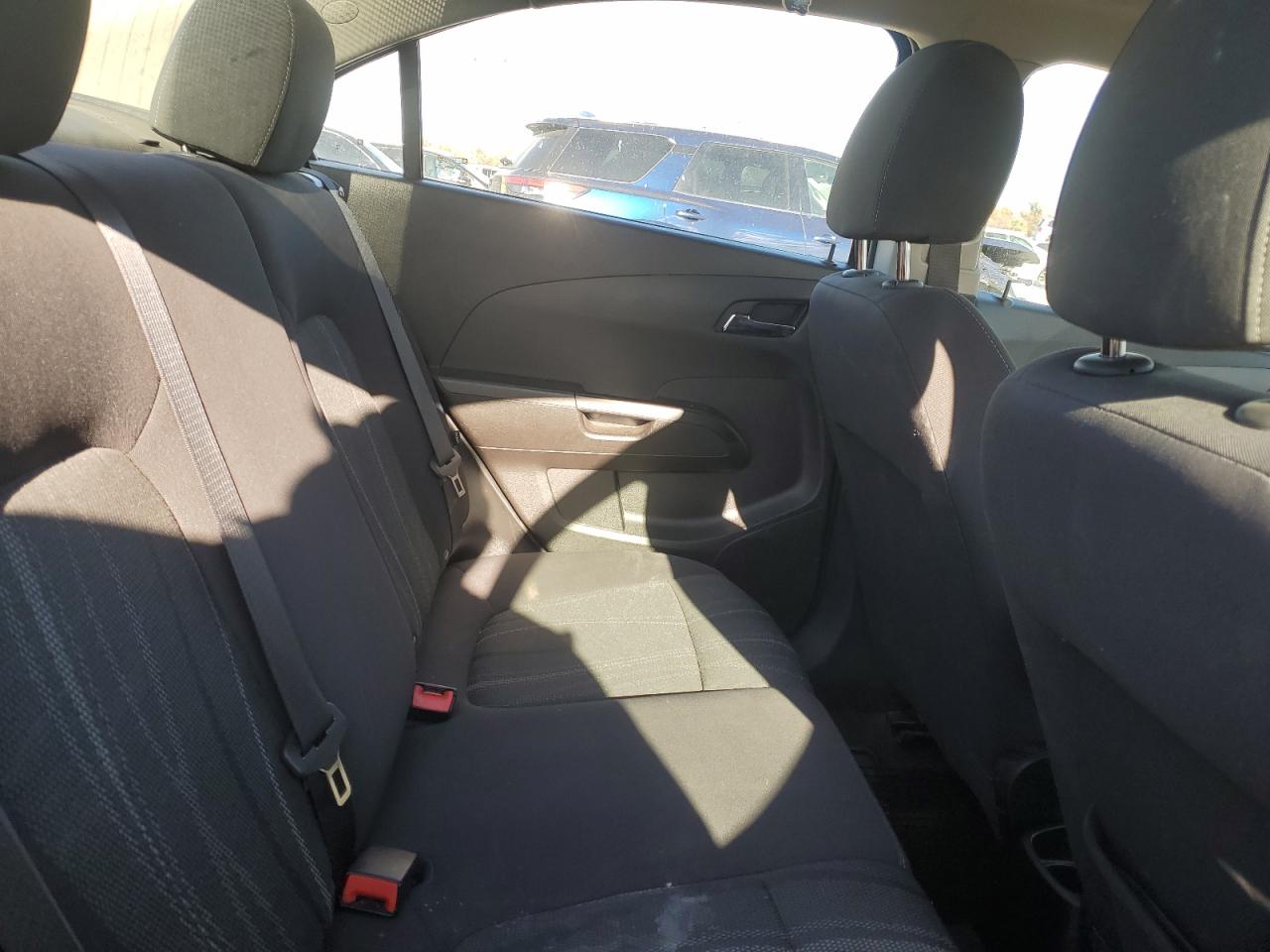 2020 Chevrolet Sonic Lt VIN: 1G1JD5SB2L4107853 Lot: 92243915