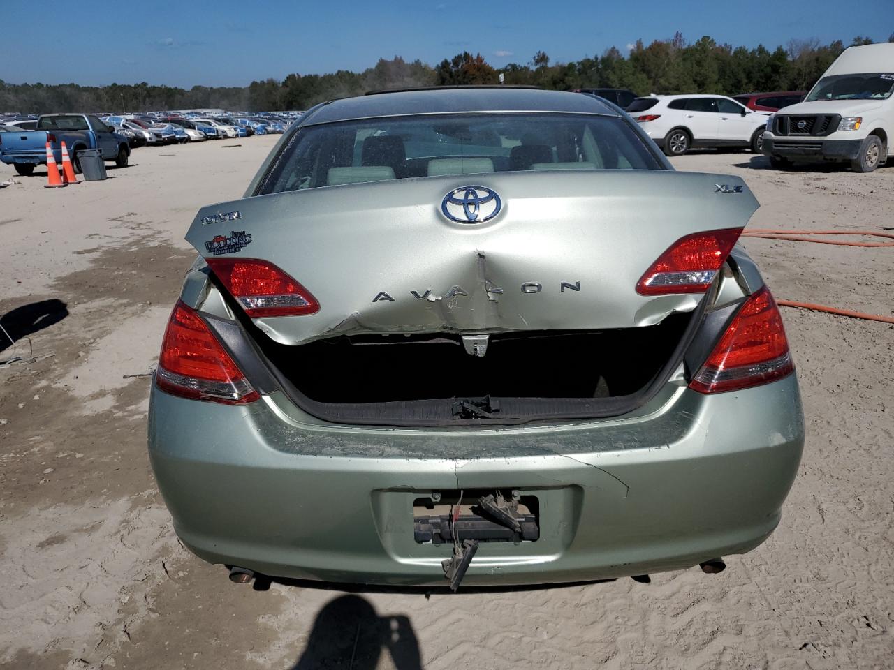 2007 Toyota Avalon Xl VIN: 4T1BK36B47U216221 Lot: 92827755