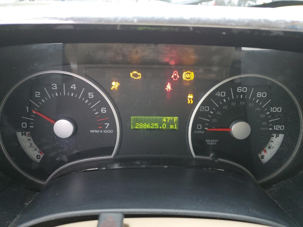 2008 Ford Explorer Xlt VIN: 1FMEU73888UA94603 Lot: 93253875