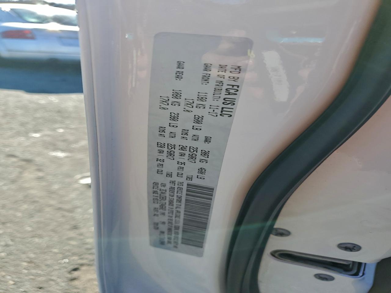 2018 Jeep Compass Latitude VIN: 3C4NJDBBXJT246602 Lot: 93911945