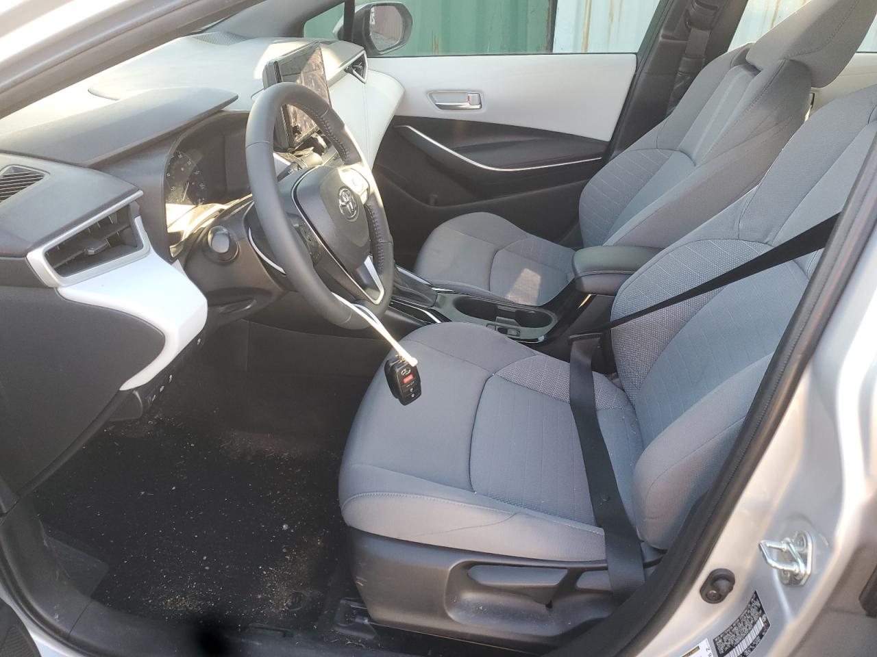 2024 Toyota Corolla Le VIN: JTDBCMFE2R3027805 Lot: 92346415