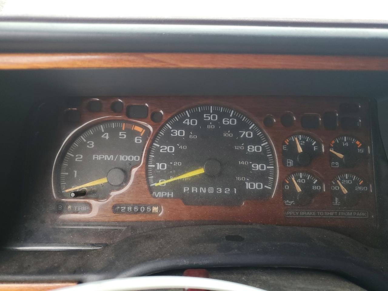 1996 Chevrolet Gmt-400 C1500 VIN: 2GBEC19M2T1142744 Lot: 92894235