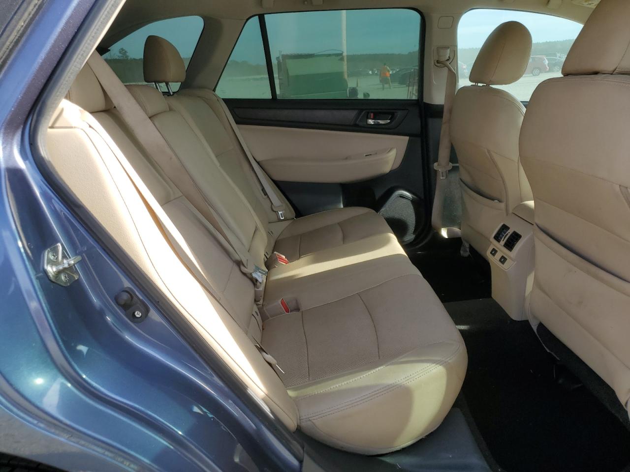 2016 Subaru Outback 2.5I Limited VIN: 4S4BSANC1G3321223 Lot: 93305255