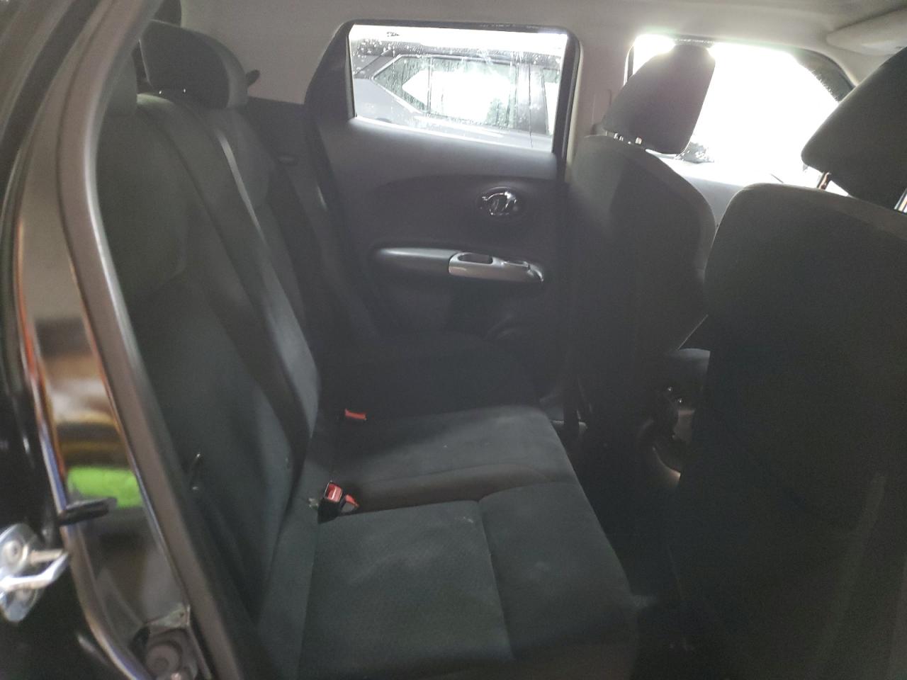 2015 Nissan Juke S VIN: JN8AF5MV6FT565368 Lot: 93215475