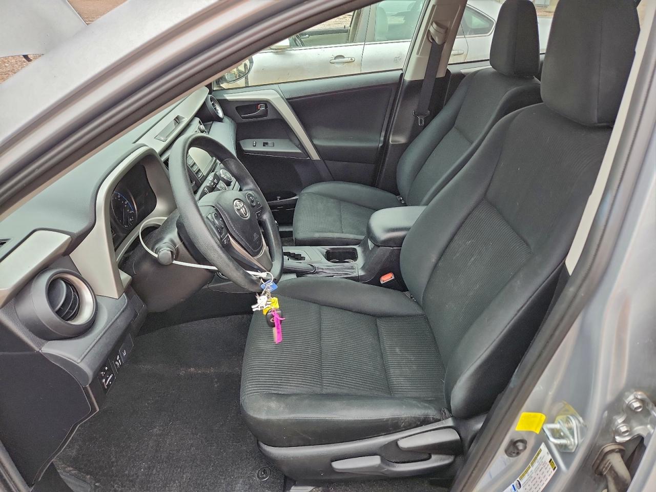 2017 Toyota Rav4 Le VIN: 2T3BFREV5HW635450 Lot: 92749815