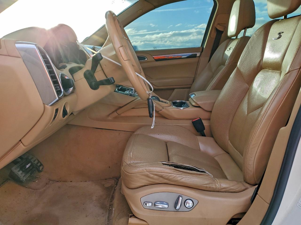 2011 Porsche Cayenne VIN: WP1AA2A29BLA02889 Lot: 93238865