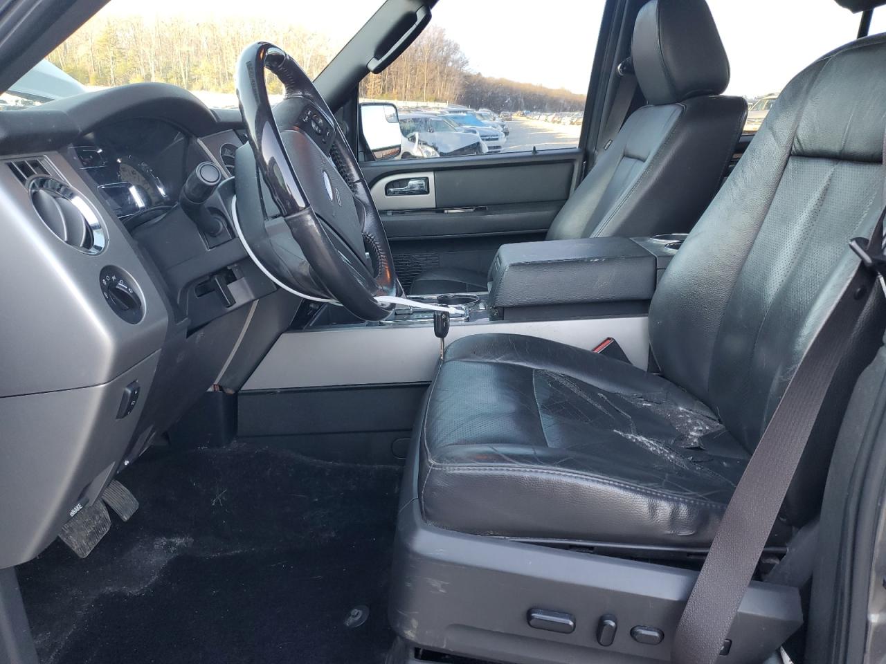 2014 Ford Expedition Limited VIN: 1FMJU2A5XEEF18363 Lot: 92254885