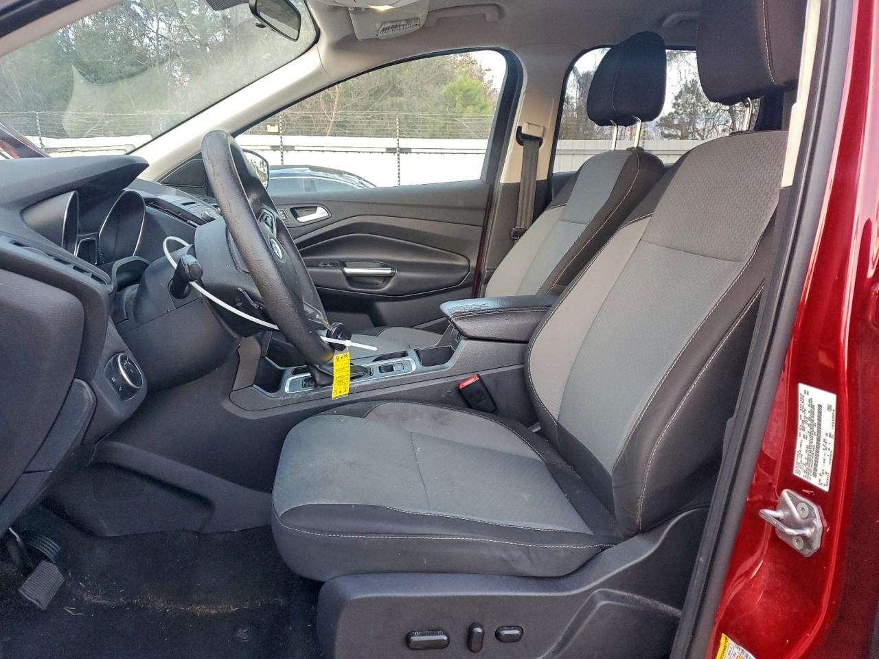 2017 Ford Escape Se VIN: 1FMCU0G97HUB74623 Lot: 94668395