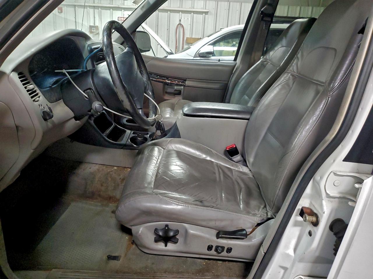 2001 Ford Explorer Xlt VIN: 1FMZU73E21ZA09089 Lot: 94802625