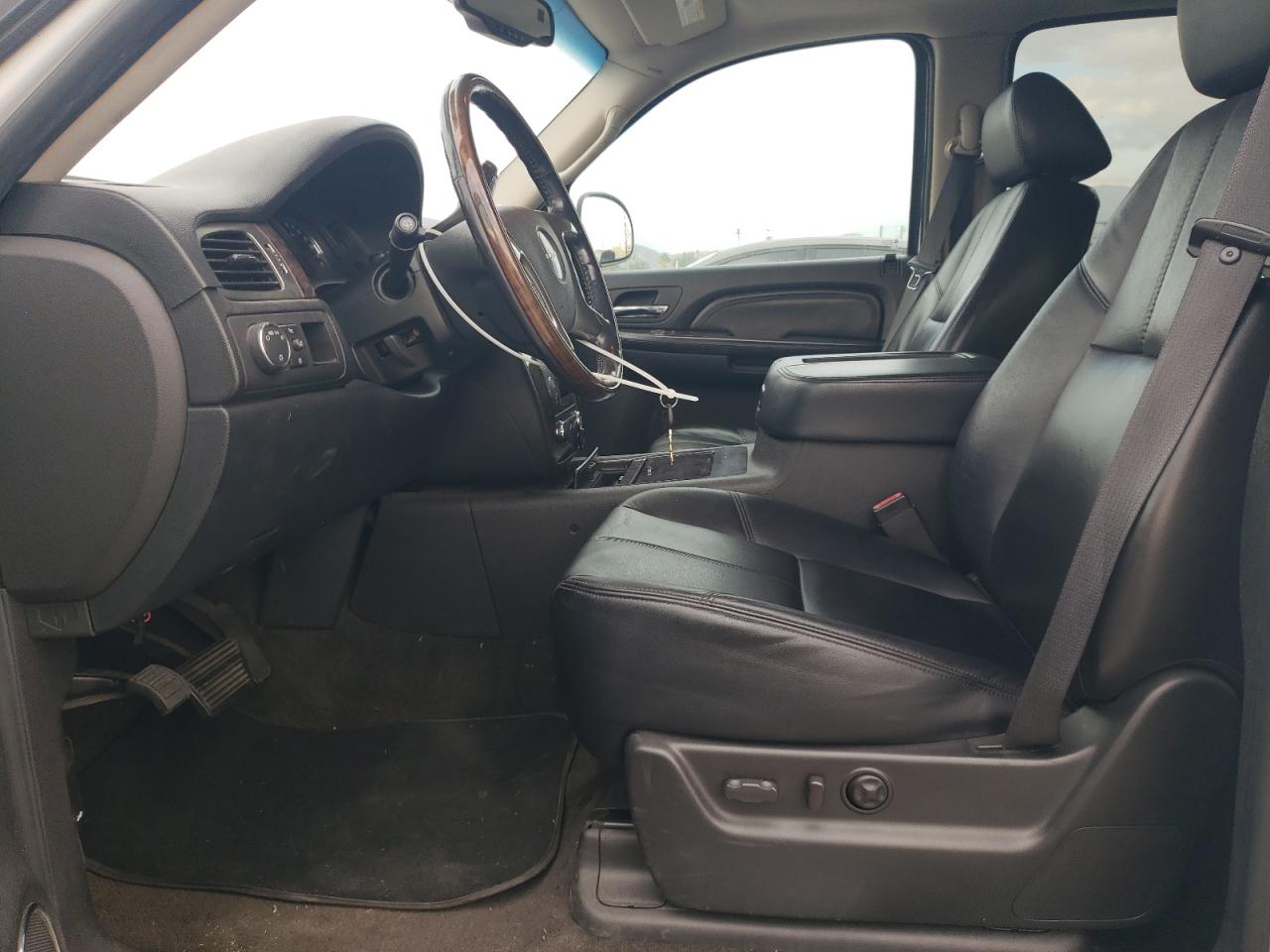 2007 GMC Yukon Xl Denali VIN: 1GKFK66887J257419 Lot: 92952535