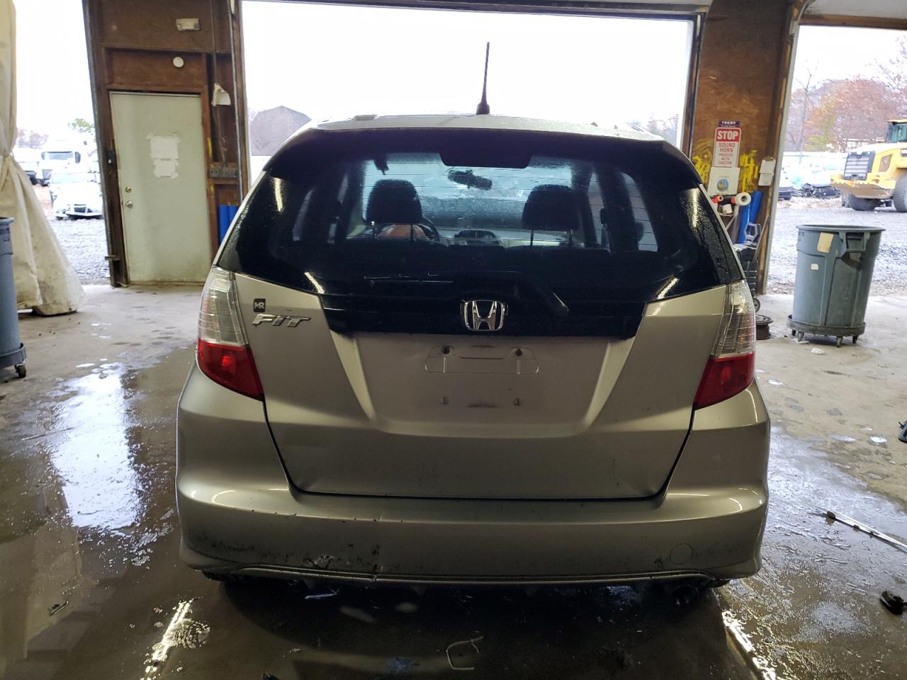2010 Honda Fit Sport VIN: JHMGE8H48AS007305 Lot: 91803375