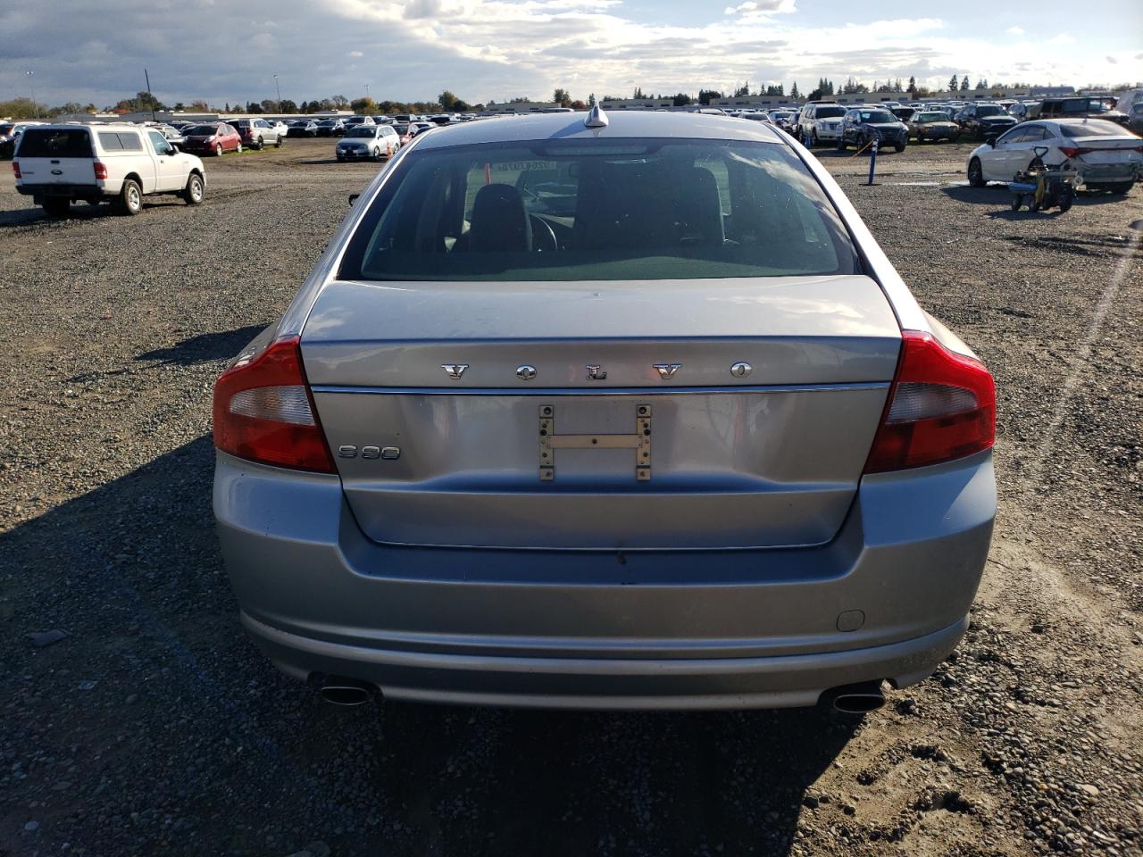 2011 Volvo S80 3.2 VIN: YV1940AS7B1148813 Lot: 92647975