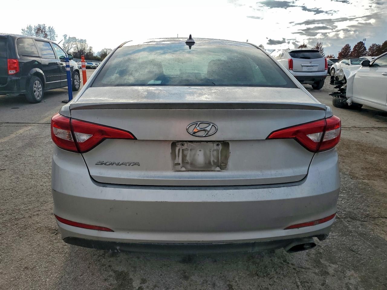 2017 Hyundai Sonata Se VIN: 5NPE24AF7HH557075 Lot: 86771075