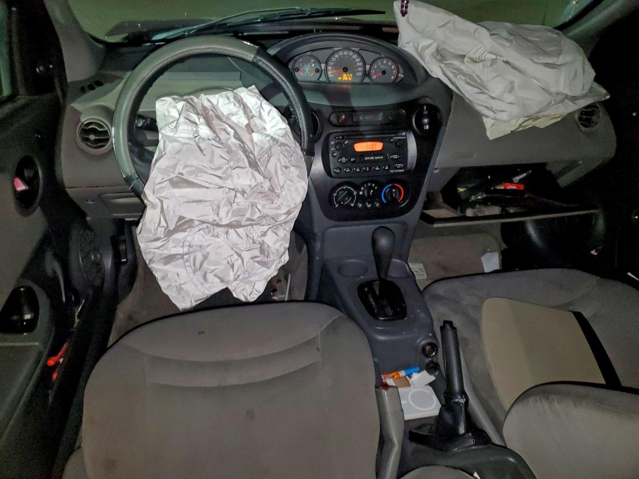 2003 Saturn Ion Level VIN: 122628 Lot: 95040135