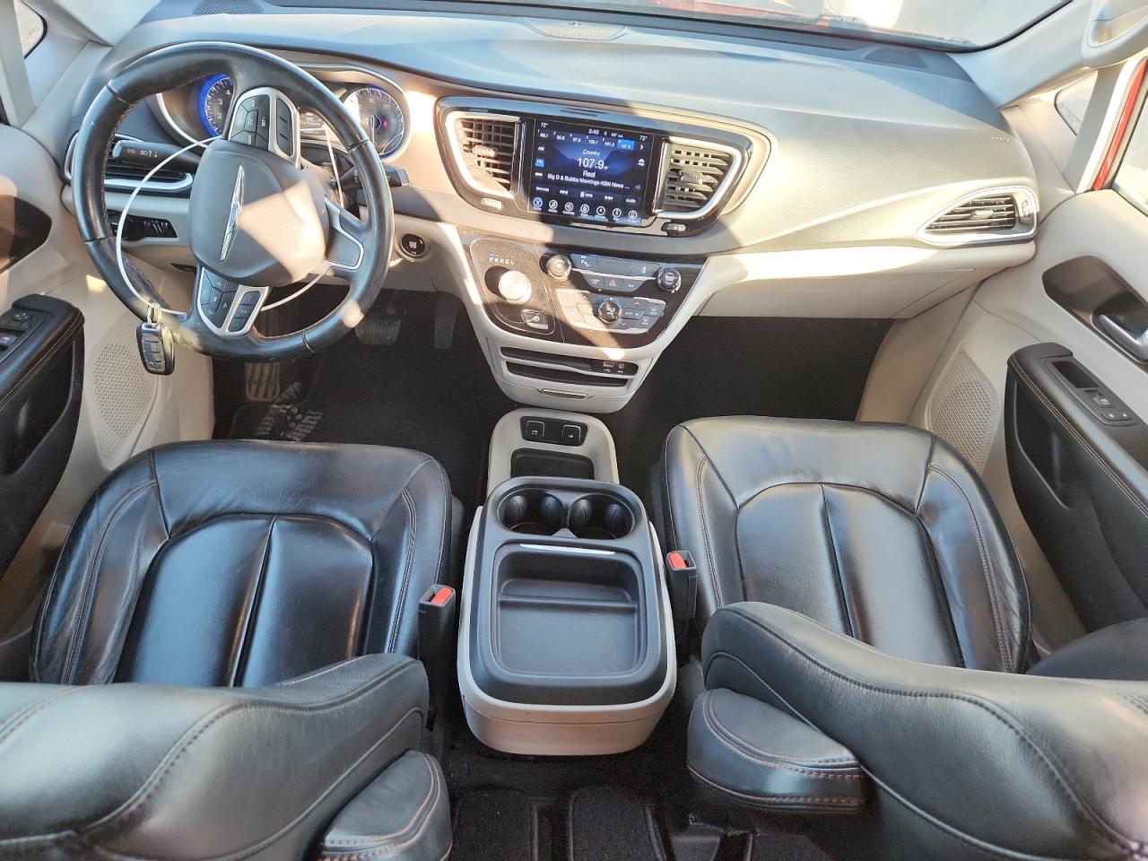 2017 Chrysler Pacifica Touring L VIN: 2C4RC1BG4HR527006 Lot: 93301635