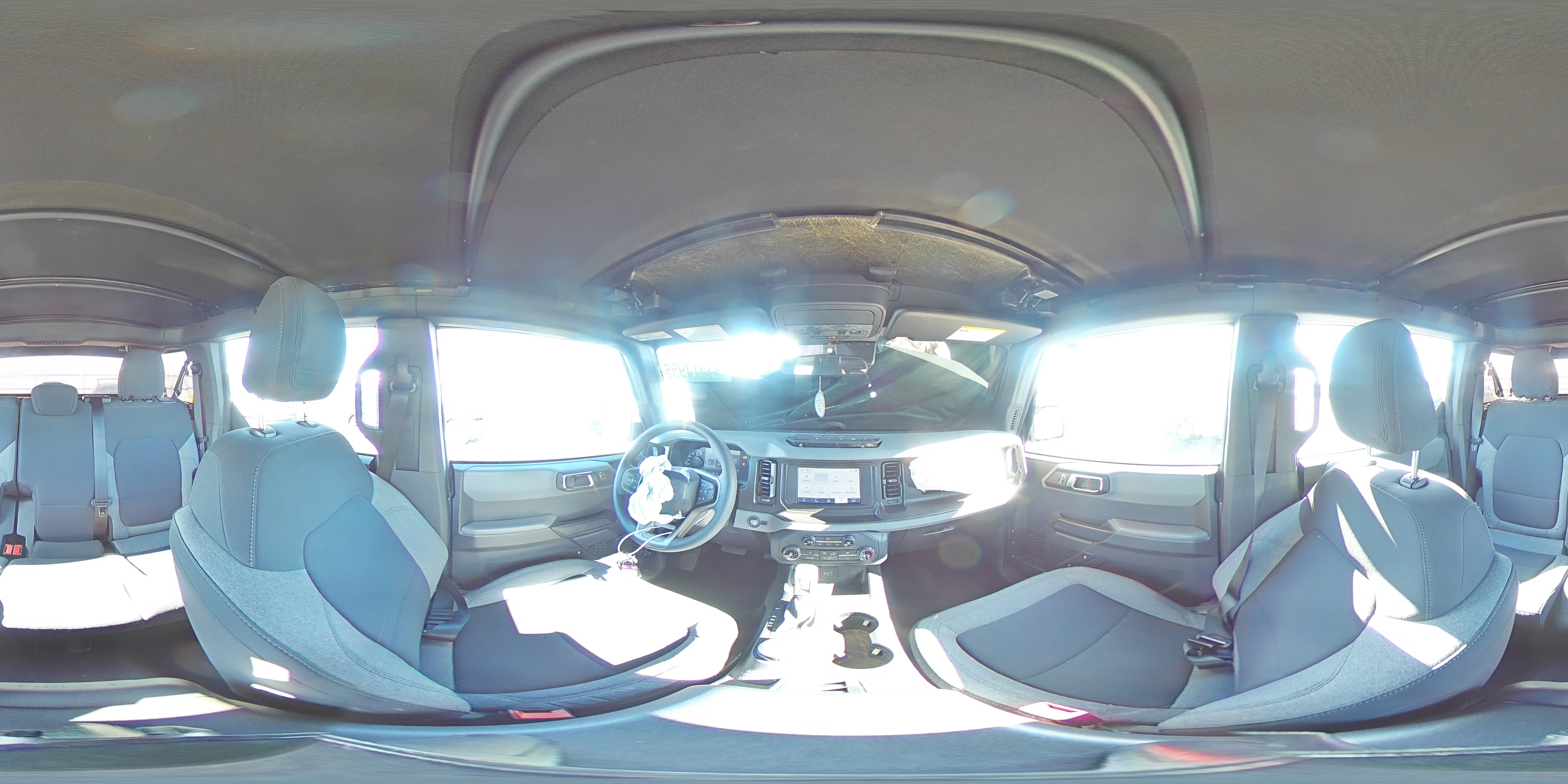 2022 Ford Bronco Base VIN: 1FMEE5DP1NLB51667 Lot: 93514955