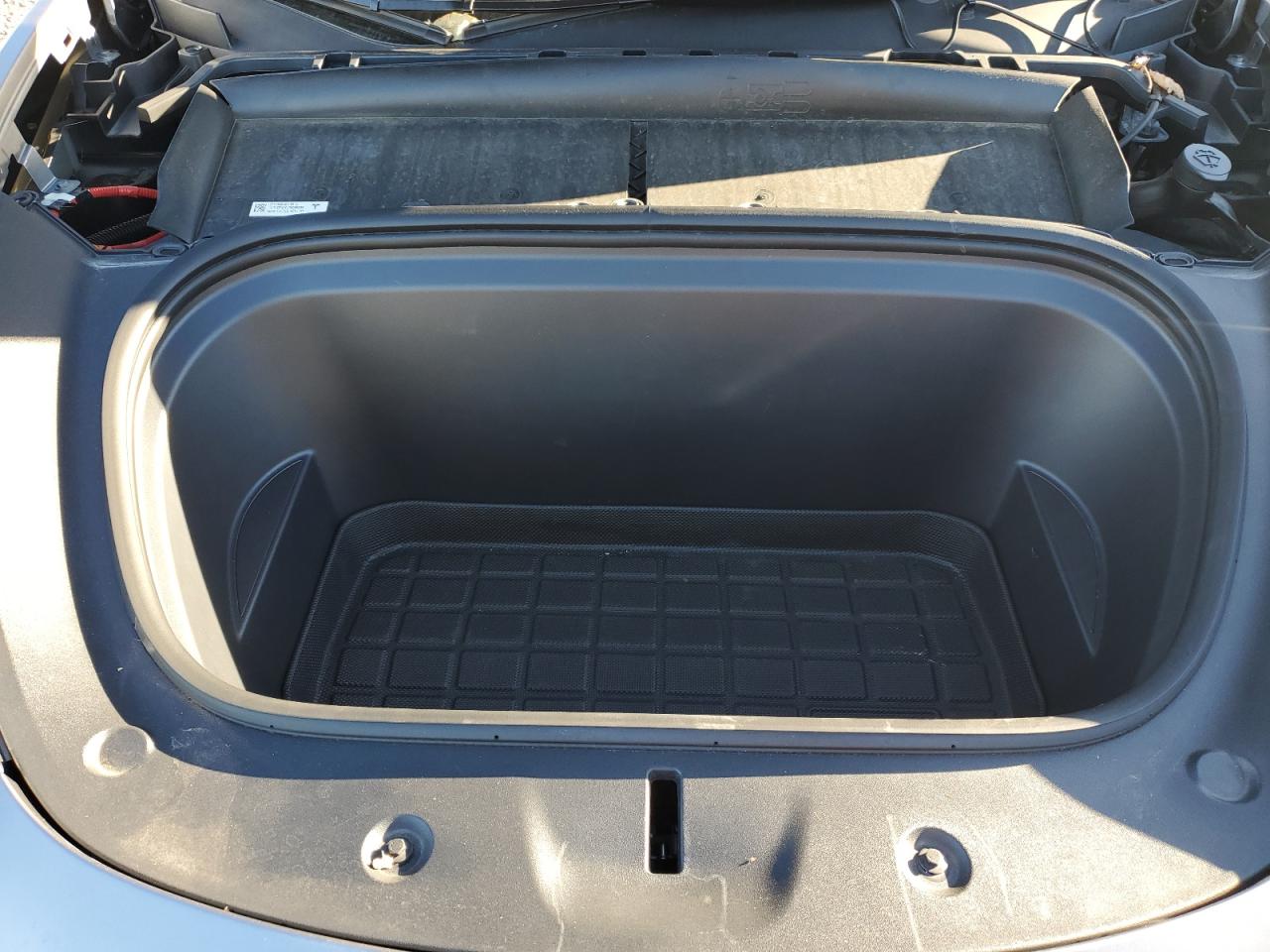 2024 Tesla Model Y VIN: 7SAYGDEF6RA309621 Lot: 91222365