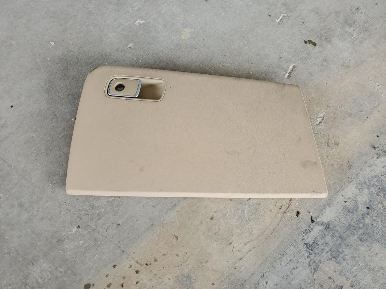 2015 Hyundai Genesis 3.8L VIN: KMHGN4JE7FU044267 Lot: 91042495