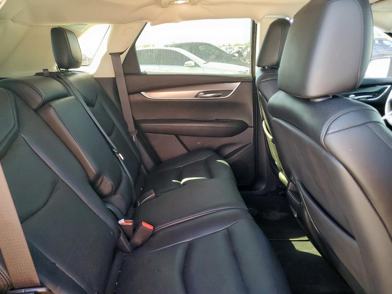 2017 Cadillac Xt5 Luxury VIN: 1GYKNBRS8HZ124996 Lot: 91309265